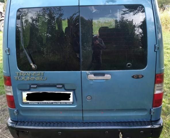 Синий Форд Транзит, объемом двигателя 1.8 л и пробегом 250 тыс. км за 1100 $, фото 3 на Automoto.ua