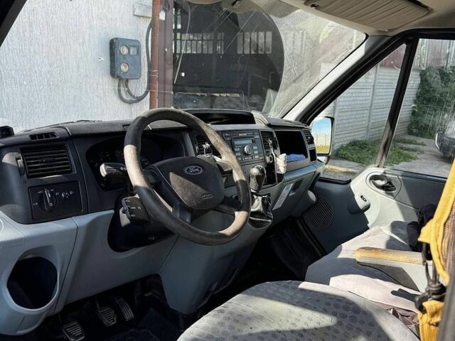 Синий Форд Транзит, объемом двигателя 2.2 л и пробегом 295 тыс. км за 3700 $, фото 10 на Automoto.ua