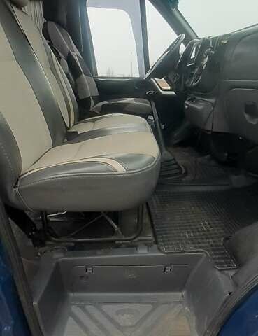 Синій Форд Транзит, об'ємом двигуна 2 л та пробігом 280 тис. км за 6727 $, фото 4 на Automoto.ua