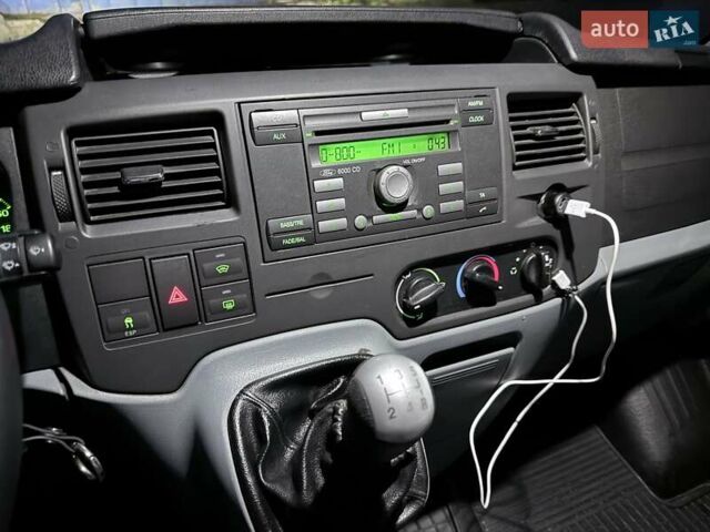 Синий Форд Транзит, объемом двигателя 2.2 л и пробегом 356 тыс. км за 6500 $, фото 11 на Automoto.ua