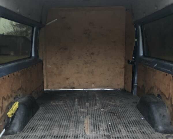 Синий Форд Транзит, объемом двигателя 2.4 л и пробегом 421 тыс. км за 3900 $, фото 7 на Automoto.ua