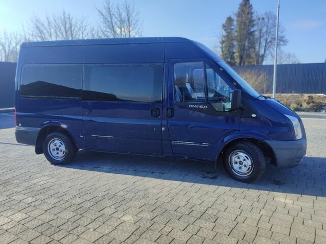 Синий Форд Транзит, объемом двигателя 2.2 л и пробегом 428 тыс. км за 6500 $, фото 2 на Automoto.ua