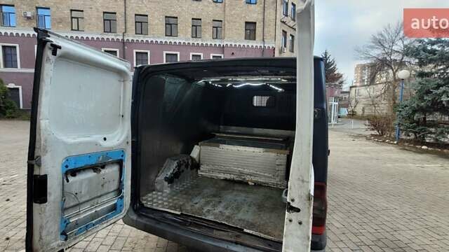 Синій Форд Транзит, об'ємом двигуна 2.2 л та пробігом 435 тис. км за 5500 $, фото 1 на Automoto.ua