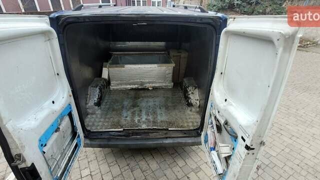 Синій Форд Транзит, об'ємом двигуна 2.2 л та пробігом 435 тис. км за 5500 $, фото 6 на Automoto.ua