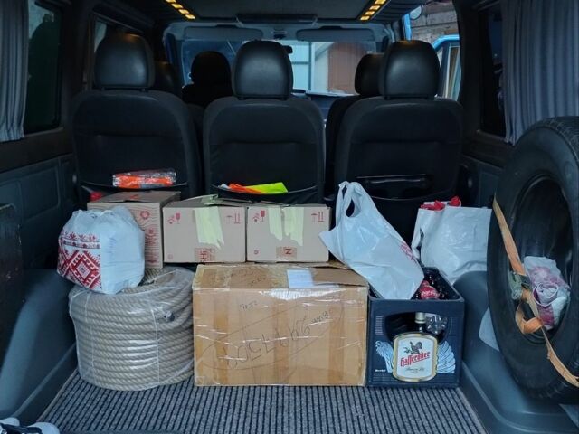 Синій Форд Транзит, об'ємом двигуна 2.2 л та пробігом 601 тис. км за 8000 $, фото 2 на Automoto.ua