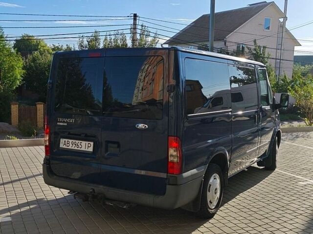 Синий Форд Транзит, объемом двигателя 2.2 л и пробегом 251 тыс. км за 9500 $, фото 3 на Automoto.ua
