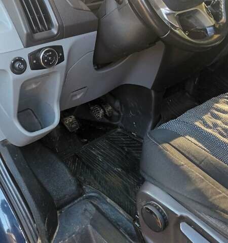 Синий Форд Транзит, объемом двигателя 2.2 л и пробегом 211 тыс. км за 15400 $, фото 12 на Automoto.ua