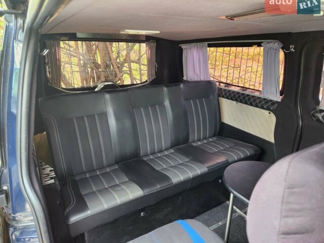 Синій Форд Транзит, об'ємом двигуна 2.2 л та пробігом 195 тис. км за 13000 $, фото 4 на Automoto.ua