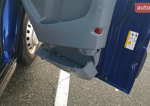 Синій Форд Транзит, об'ємом двигуна 2 л та пробігом 300 тис. км за 22000 $, фото 16 на Automoto.ua