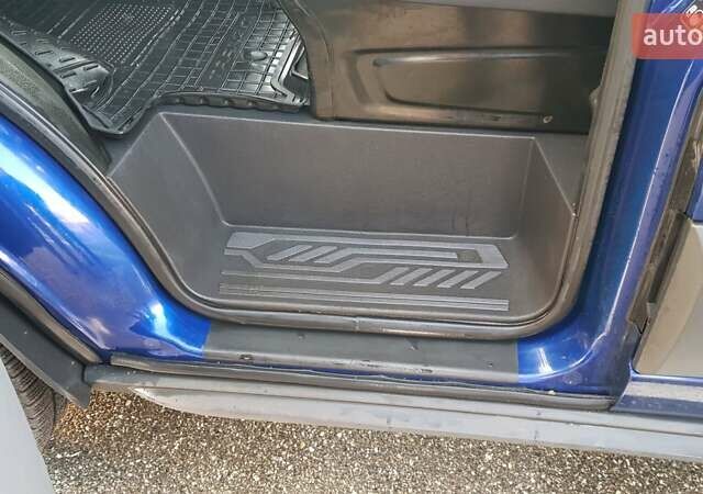 Синій Форд Транзит, об'ємом двигуна 2 л та пробігом 300 тис. км за 22000 $, фото 26 на Automoto.ua