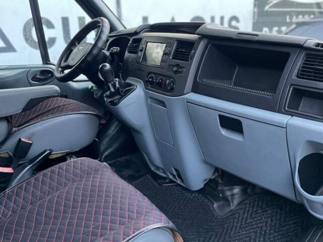 Синій Форд Транзит, об'ємом двигуна 2.2 л та пробігом 260 тис. км за 7800 $, фото 5 на Automoto.ua
