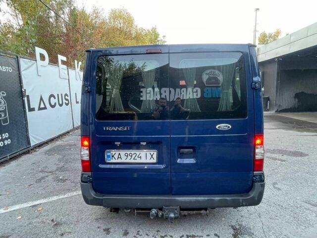 Синій Форд Транзит, об'ємом двигуна 2.2 л та пробігом 260 тис. км за 7800 $, фото 2 на Automoto.ua