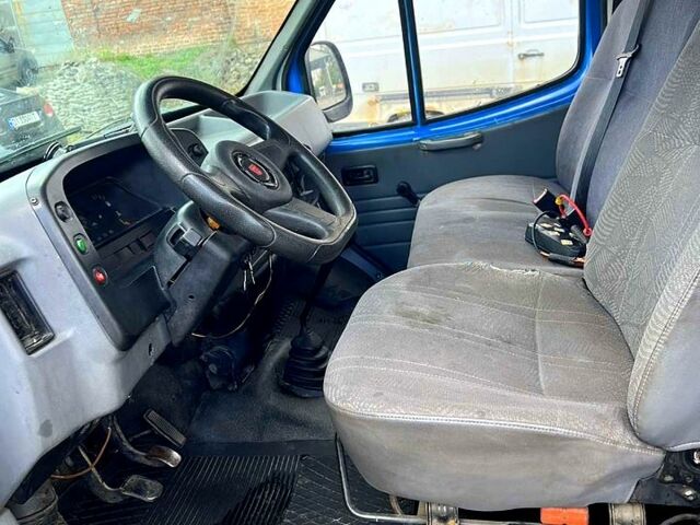 Синій Форд Транзит, об'ємом двигуна 2.5 л та пробігом 350 тис. км за 4000 $, фото 4 на Automoto.ua