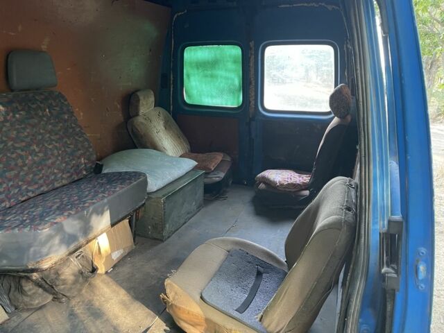 Синій Форд Транзит, об'ємом двигуна 2.5 л та пробігом 300 тис. км за 1350 $, фото 9 на Automoto.ua