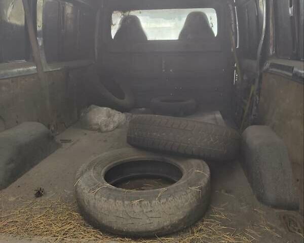 Форд Транзит 2006 у Львові на Automoto.ua Синій Форд Транзит, об'ємом двигуна 2.4 л та пробігом 900 тис. км за 1666 $, фото 1 на Automoto.ua