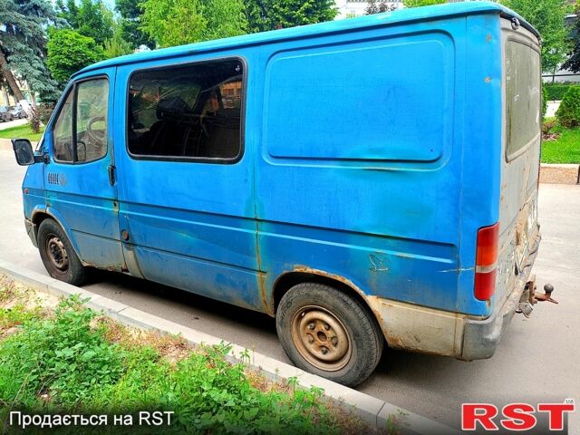 Синій Форд Транзит, об'ємом двигуна 2.5 л та пробігом 300 тис. км за 1300 $, фото 1 на Automoto.ua