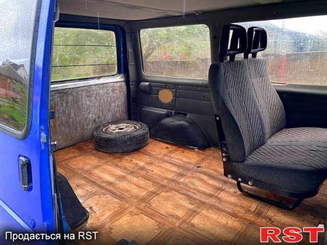 Синий Форд Транзит, объемом двигателя 2.5 л и пробегом 325 тыс. км за 2450 $, фото 6 на Automoto.ua
