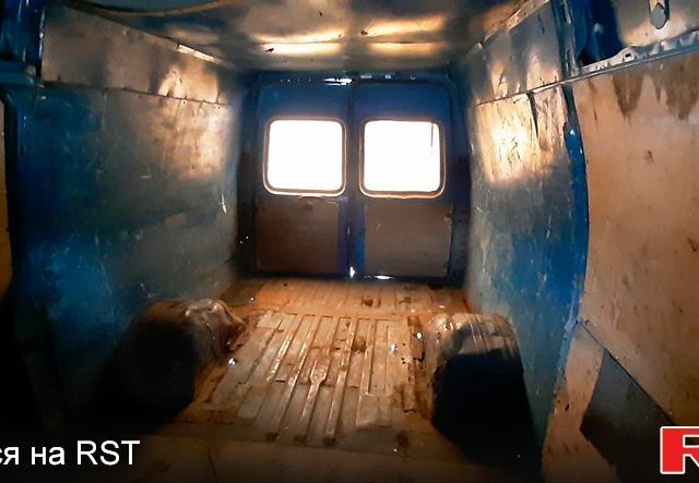 Синій Форд Транзит, об'ємом двигуна 2.5 л та пробігом 0 тис. км за 1000 $, фото 7 на Automoto.ua