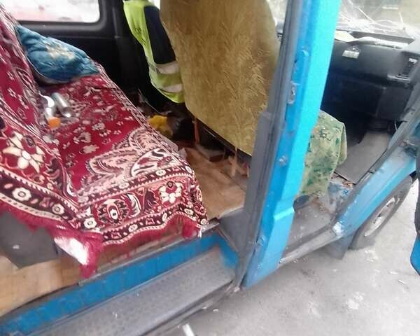 Синій Форд Транзит, об'ємом двигуна 2.5 л та пробігом 300 тис. км за 700 $, фото 13 на Automoto.ua