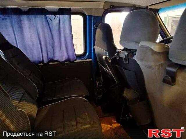 Синий Форд Транзит, объемом двигателя 2 л и пробегом 300 тыс. км за 1400 $, фото 2 на Automoto.ua