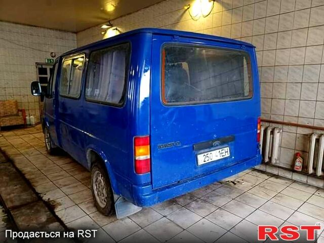 Синий Форд Транзит, объемом двигателя 2 л и пробегом 300 тыс. км за 1400 $, фото 3 на Automoto.ua