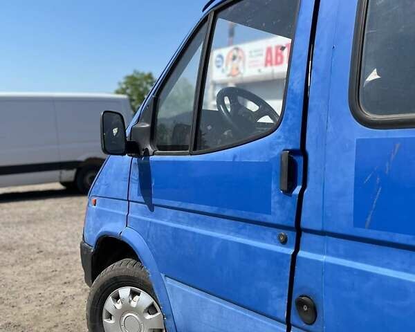 Синий Форд Транзит, объемом двигателя 2.5 л и пробегом 300 тыс. км за 2300 $, фото 37 на Automoto.ua