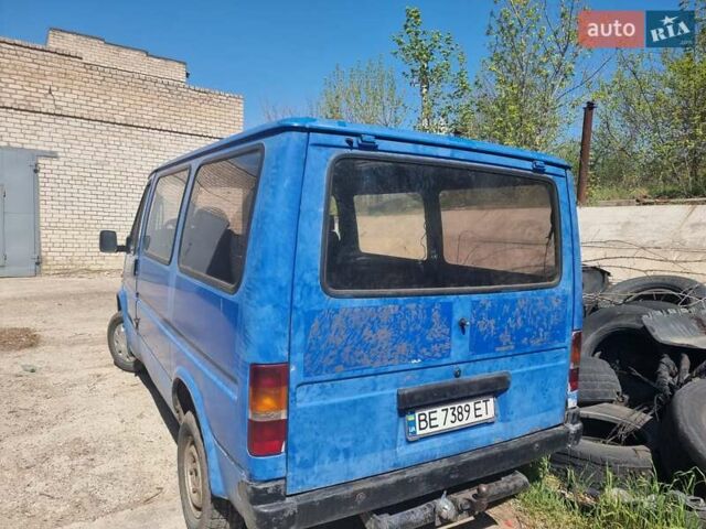Синий Форд Транзит, объемом двигателя 2.5 л и пробегом 300 тыс. км за 2300 $, фото 14 на Automoto.ua