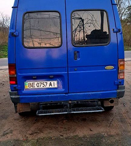 Синій Форд Транзит, об'ємом двигуна 2.5 л та пробігом 134 тис. км за 2600 $, фото 3 на Automoto.ua