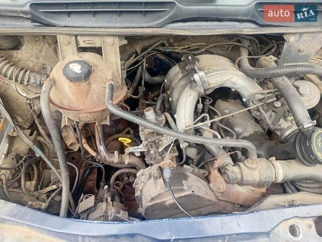 Синій Форд Транзит, об'ємом двигуна 2.5 л та пробігом 250 тис. км за 3500 $, фото 9 на Automoto.ua