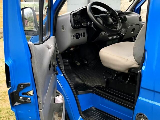 Синій Форд Транзит, об'ємом двигуна 2.5 л та пробігом 320 тис. км за 3700 $, фото 9 на Automoto.ua
