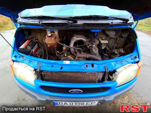 Синий Форд Транзит, объемом двигателя 2.5 л и пробегом 385 тыс. км за 4500 $, фото 3 на Automoto.ua