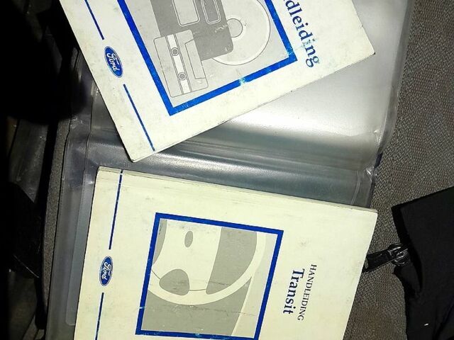 Синій Форд Транзит, об'ємом двигуна 2.5 л та пробігом 325 тис. км за 3500 $, фото 9 на Automoto.ua