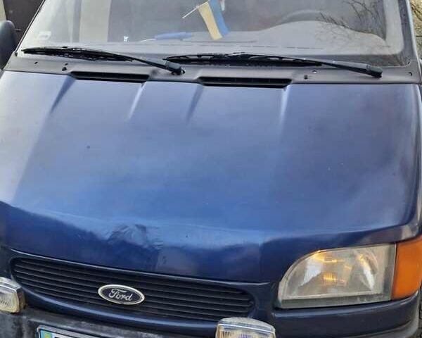 Синий Форд Транзит, объемом двигателя 2.5 л и пробегом 499 тыс. км за 3300 $, фото 1 на Automoto.ua