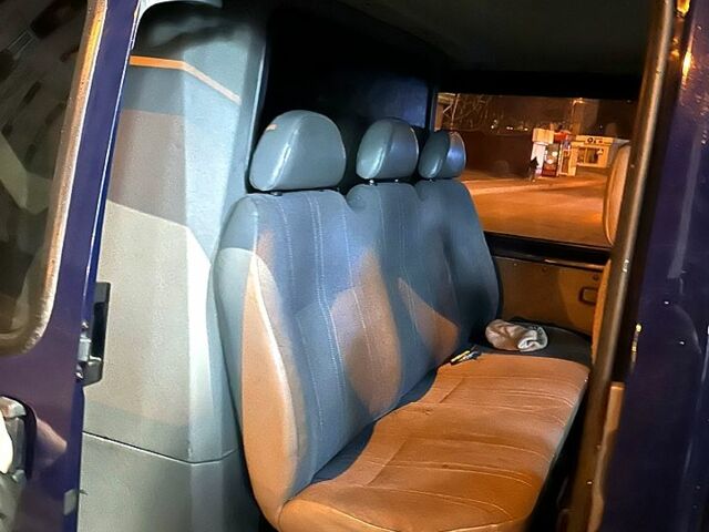 Синій Форд Транзит, об'ємом двигуна 25 л та пробігом 0 тис. км за 4500 $, фото 8 на Automoto.ua
