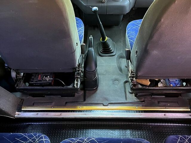 Форд Транзит 2003 в Харькове на Automoto.ua Синий Форд Транзит, объемом двигателя 2 л и пробегом 507 тыс. км за 3950 $, фото 7 на Automoto.ua