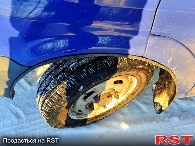 Синий Форд Транзит, объемом двигателя 2 л и пробегом 377 тыс. км за 5900 $, фото 7 на Automoto.ua