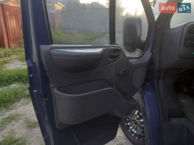 Синий Форд Транзит, объемом двигателя 0 л и пробегом 207 тыс. км за 4999 $, фото 4 на Automoto.ua