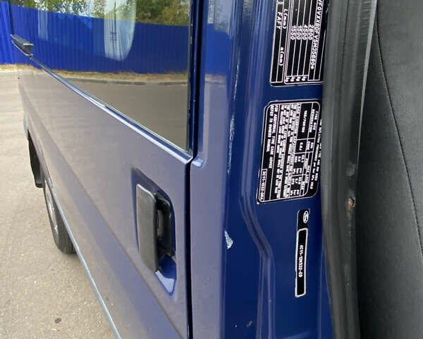 Синій Форд Транзит, об'ємом двигуна 2 л та пробігом 230 тис. км за 6399 $, фото 17 на Automoto.ua