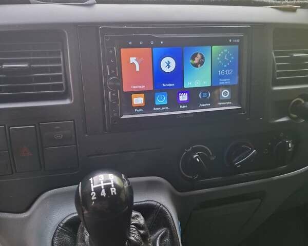 Синій Форд Транзит, об'ємом двигуна 2.2 л та пробігом 384 тис. км за 7500 $, фото 17 на Automoto.ua