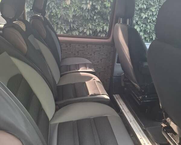 Синій Форд Транзит, об'ємом двигуна 2.2 л та пробігом 384 тис. км за 7500 $, фото 10 на Automoto.ua