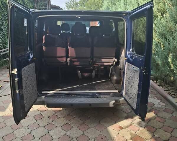 Синій Форд Транзит, об'ємом двигуна 2.2 л та пробігом 384 тис. км за 7500 $, фото 28 на Automoto.ua