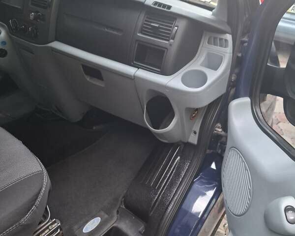 Синій Форд Транзит, об'ємом двигуна 2.2 л та пробігом 384 тис. км за 7500 $, фото 12 на Automoto.ua