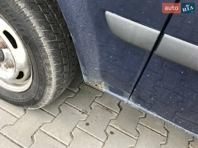 Синий Форд Транзит, объемом двигателя 2.2 л и пробегом 400 тыс. км за 6500 $, фото 5 на Automoto.ua