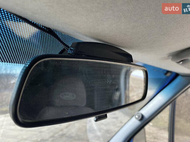 Синий Форд Транзит, объемом двигателя 2.2 л и пробегом 282 тыс. км за 10400 $, фото 13 на Automoto.ua