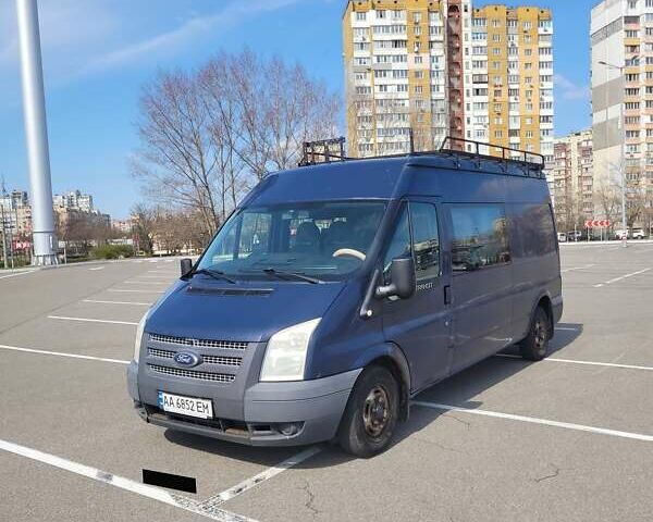 Синій Форд Транзит, об'ємом двигуна 2.2 л та пробігом 380 тис. км за 7900 $, фото 4 на Automoto.ua