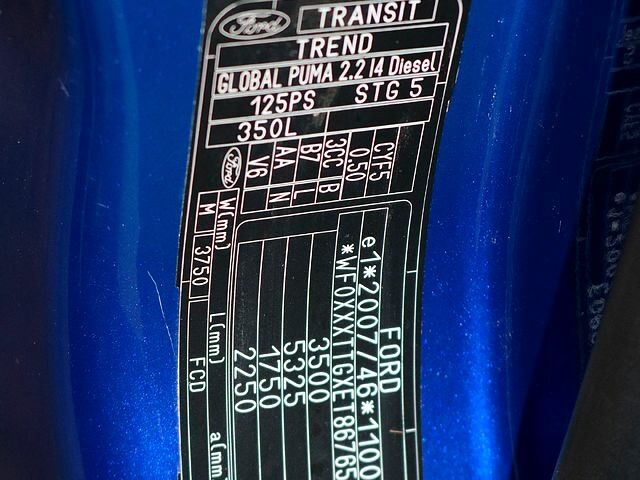 Синий Форд Транзит, объемом двигателя 2.2 л и пробегом 375 тыс. км за 13900 $, фото 11 на Automoto.ua