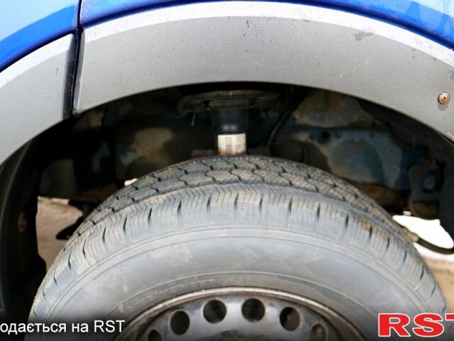 Синий Форд Транзит, объемом двигателя 2.2 л и пробегом 375 тыс. км за 13900 $, фото 12 на Automoto.ua