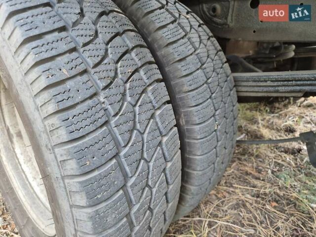 Зеленый Форд Транзит, объемом двигателя 0 л и пробегом 250 тыс. км за 3800 $, фото 4 на Automoto.ua