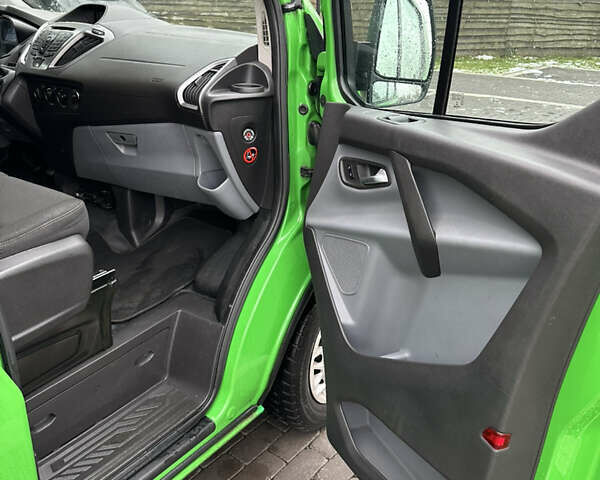 Зеленый Форд Транзит, объемом двигателя 2.2 л и пробегом 304 тыс. км за 13000 $, фото 10 на Automoto.ua