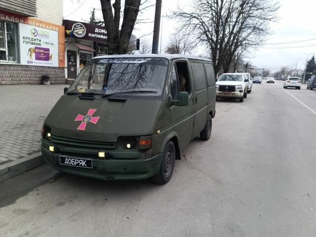Зелений Форд Транзит, об'ємом двигуна 0 л та пробігом 275 тис. км за 1558 $, фото 9 на Automoto.ua